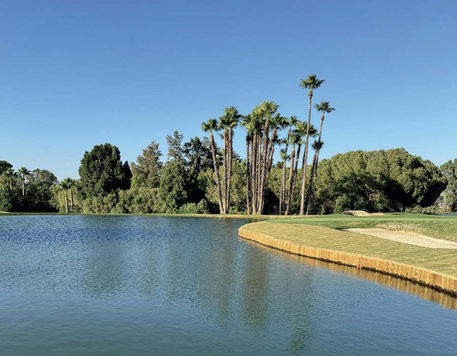 El Real Club Sevilla Golf refuerza su compromiso con la sostenibilidad mediante la reforma de lagos'